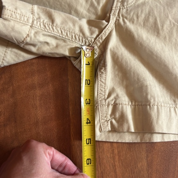 Like new khaki Levi’s - Picture 13 of 16
